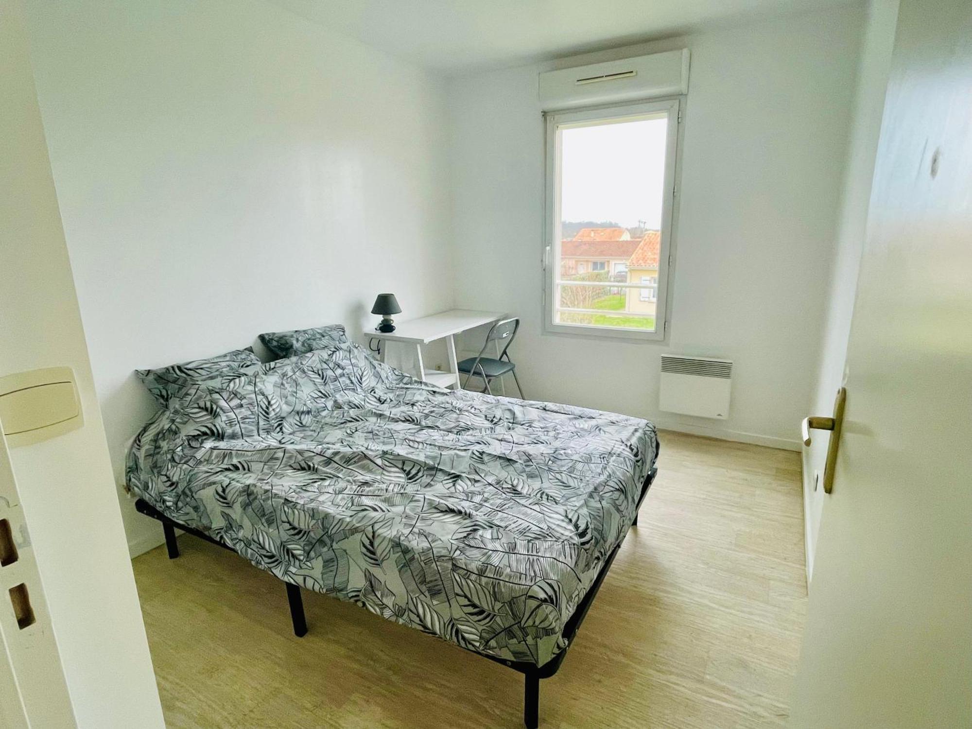 Holiday home Maison Cosy, Bien Equipee, 15 Min Futuroscope, Chu *